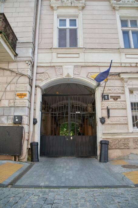 White Door Apartments Heart Of Odessa 1 エクステリア 写真
